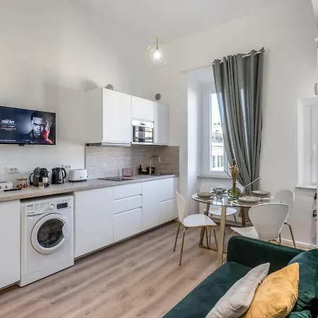 St Peter Miracle Apartment Rom