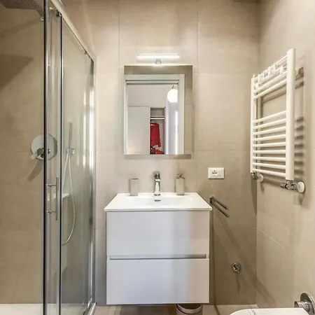 St Peter Miracle Apartment Rome